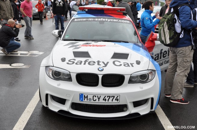 BMW-1M-safety-car-30