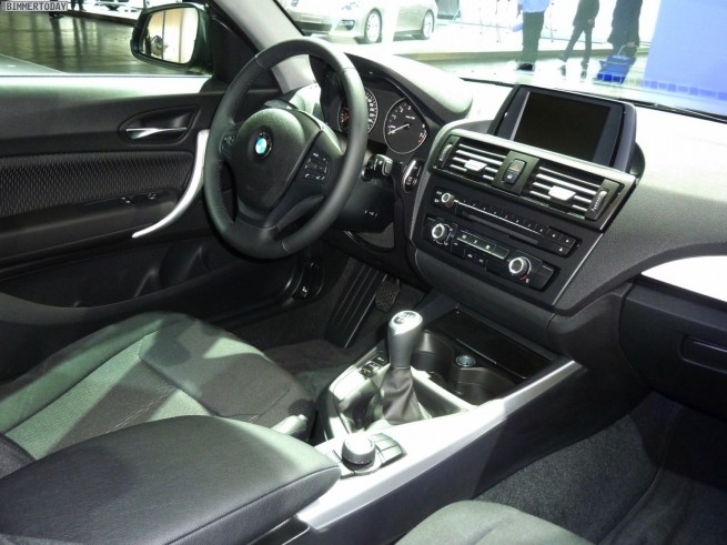 BMW-1er-Dreituerer-F21-AMI-Leipzig-2012-114i-11