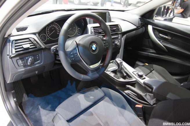 BMW-320d-ed-24
