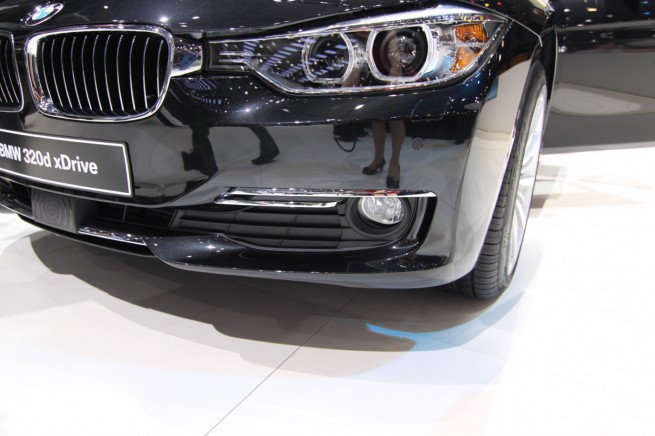 BMW-320d-xdrive-14