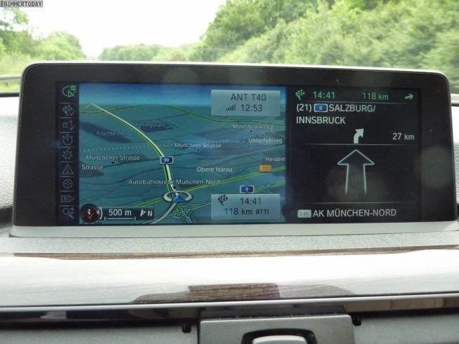 BMW-3er-Touring-F31-2012-3D-Navi-HUD-031