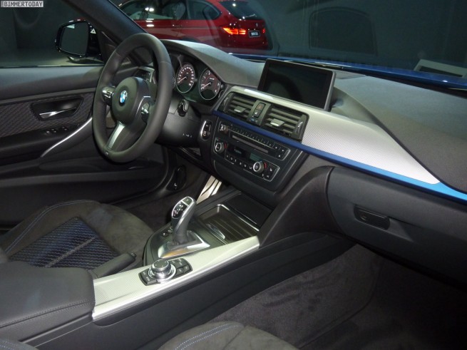 BMW-3er-Touring-F31-M-Sportpaket-330d-2012-Innenraum-12