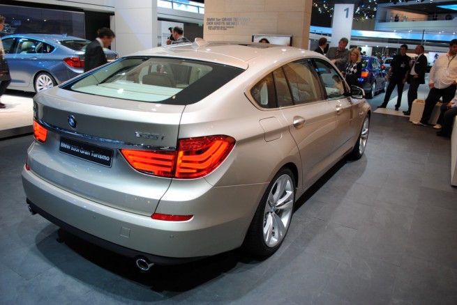 BMW-5-Series-GT-frankfurt-[29]