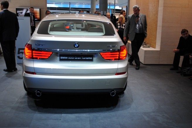 BMW-5-Series-GT-frankfurt-[33]