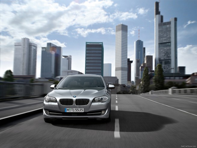 BMW-5-Series_2011_1600x1200_wallpaper_1b