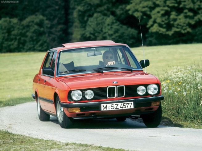 BMW-524td_1983_1600x1200_wallpaper_01