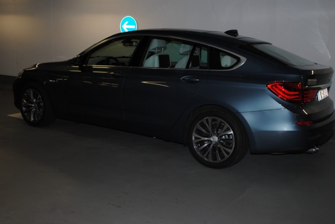 BMW-530d-GT-[5]