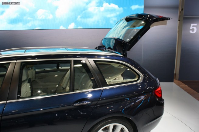 BMW-5er-Touring-F11-Imperialblau-01