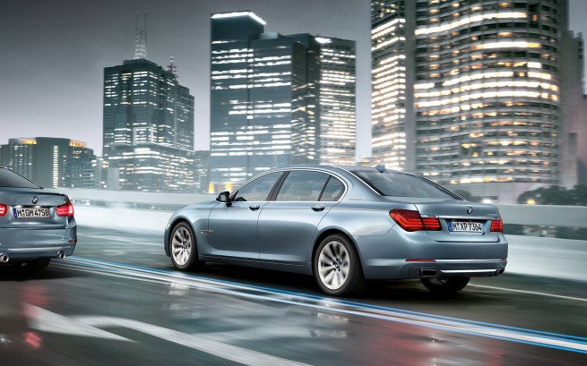BMW-7-Series-ActiveHybrid-Wallpaper-01-1920x1200