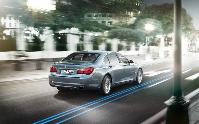 BMW-7-Series-ActiveHybrid-Wallpaper-10-1920x1200