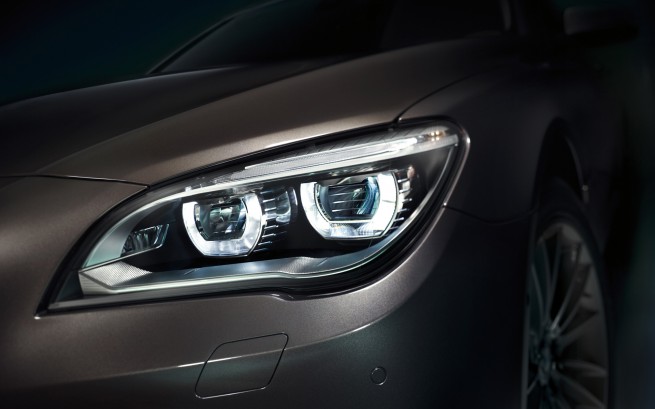 BMW-7-Series-Wallpaper-19-1920x1200