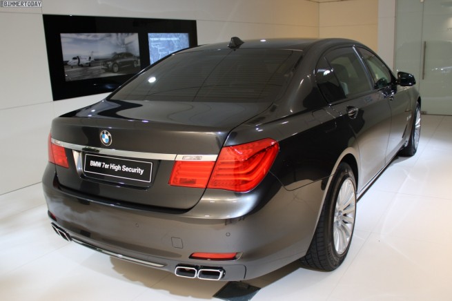 BMW-760i-F03-High-Security-Genf-2011-02
