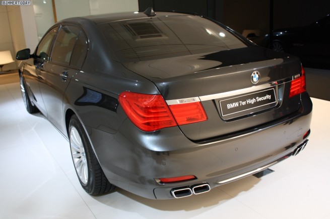 BMW-760i-F03-High-Security-Genf-2011-05