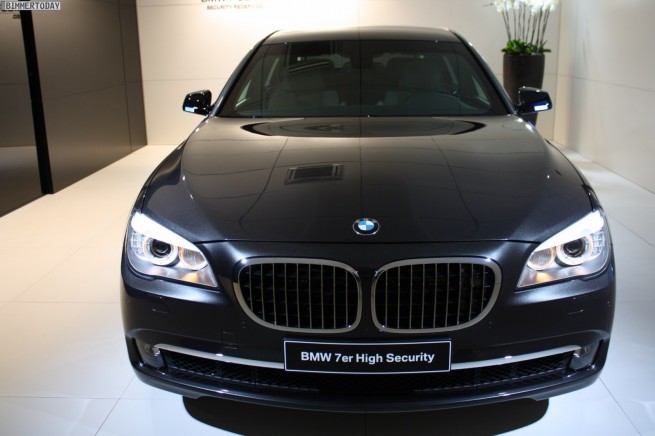BMW-760i-F03-High-Security-Genf-2011-12