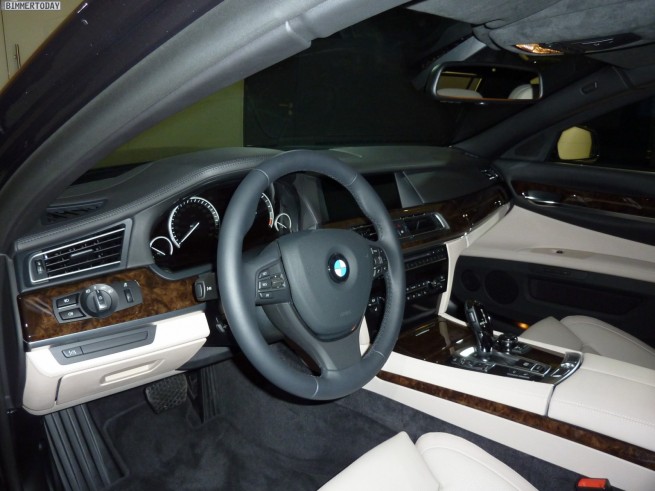 BMW-760i-F03-High-Security-Genf-2011-Interieur-05