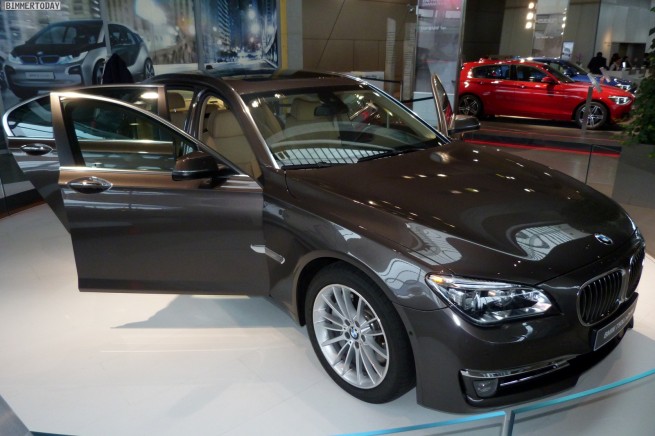 BMW-7er-F01-Facelift-LCI-2012-BMW-Welt-Muenchen-05