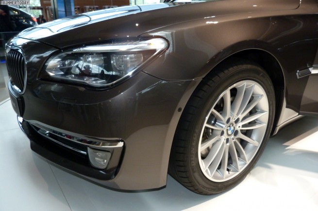 BMW-7er-F01-Facelift-LCI-2012-BMW-Welt-Muenchen-12