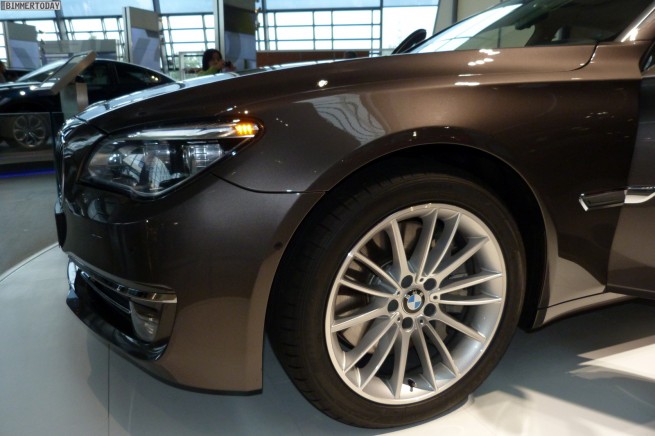 BMW-7er-F01-Facelift-LCI-2012-BMW-Welt-Muenchen-16