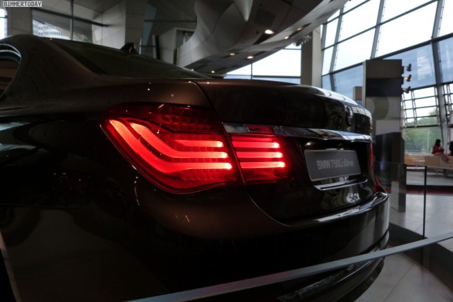 BMW-7er-F01-Facelift-LCI-2012-BMW-Welt-Muenchen-24