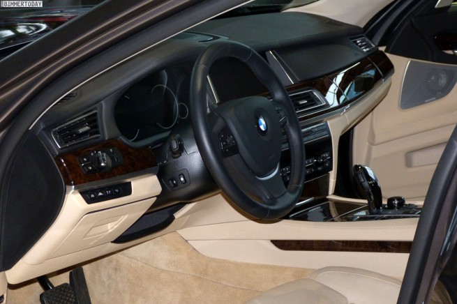 BMW-7er-F01-Facelift-LCI-2012-BMW-Welt-Muenchen-30