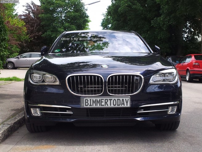 BMW-7er-Facelift-2012-F01-LCI-ungetarnt-Werkstestwagen-01