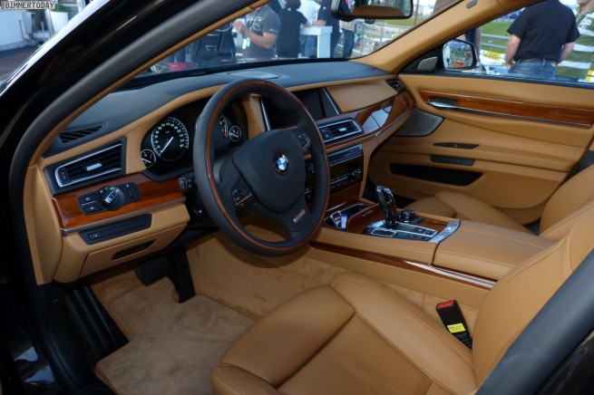 BMW-7er-Facelift-F02-LCI-760Li-Individual-Interieur-2012-11