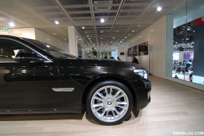 BMW-Active-Hybrid-7-Individual-09