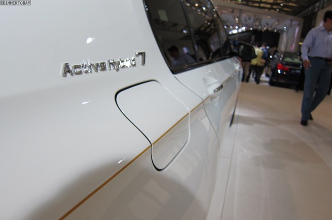 BMW-ActiveHybrid-7-Steinway-and-Sons-Shanghai-2011-03