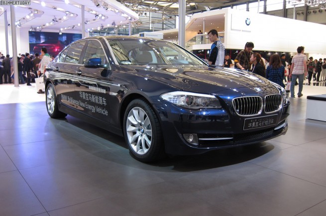BMW-Brilliance-5er-F18-New-Energy-Vehicle-Shanghai-2011-01
