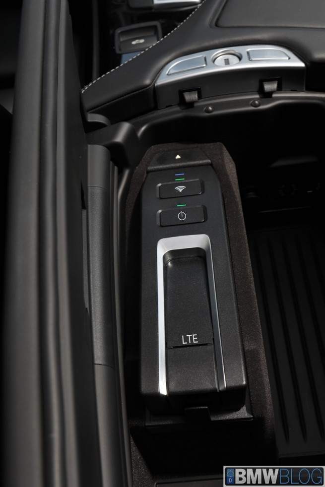 BMW Car Hotspot LTE-02