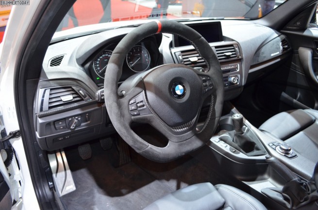 BMW-M-Performance-125i-1er-F20-Tuning-Essen-Motor-Show-2012-08