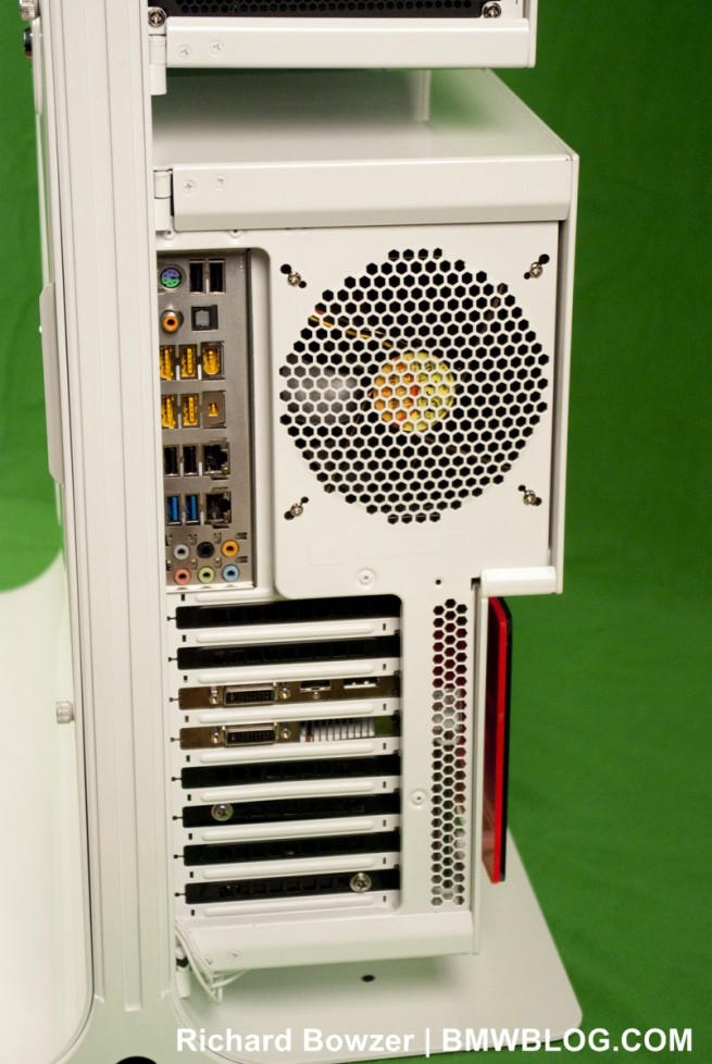 BMW-M-computer-case-11