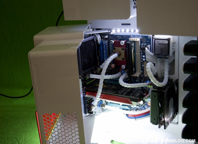BMW-M-computer-case-37