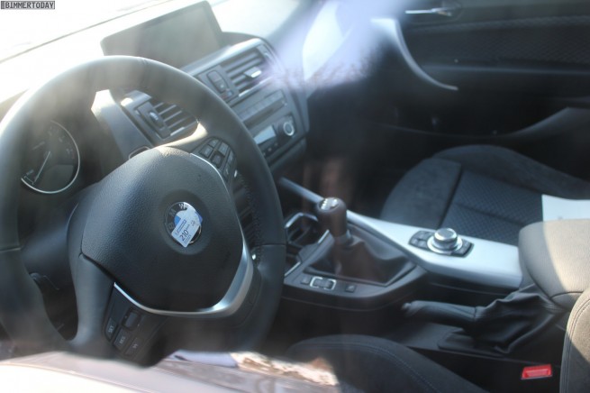 BMW-M135i-F21-1er-Dreituerer-135i-2012-Innenraum-01
