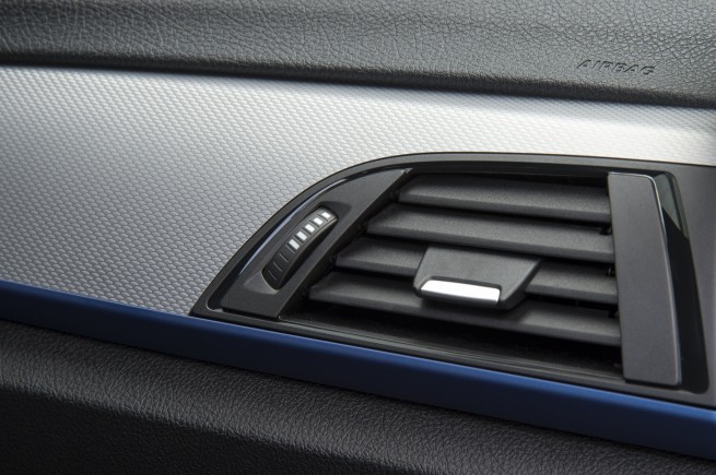 BMW-M135i-photos-03