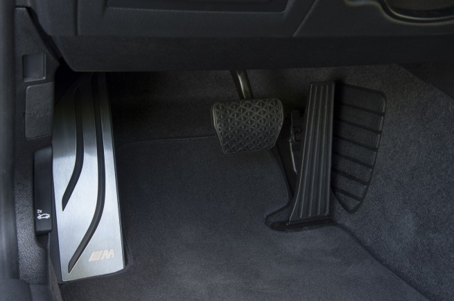 BMW-M135i-photos-04