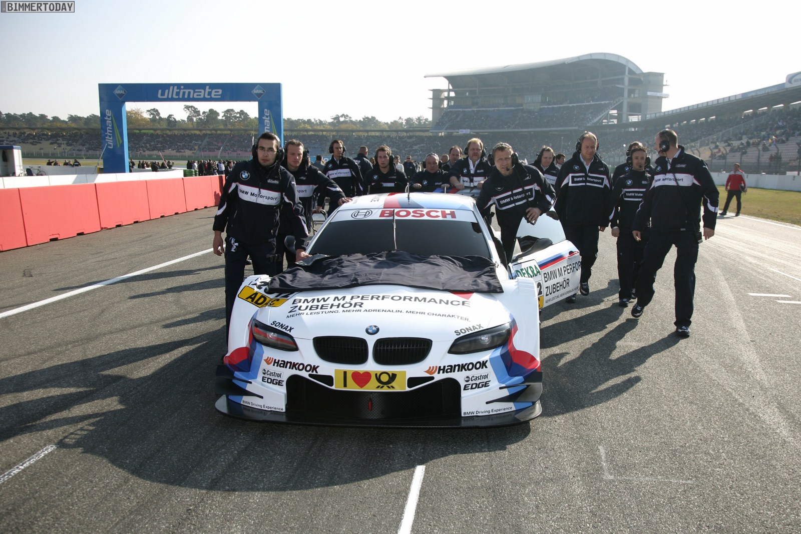 BMW-M3-DTM-Hockenheim-2011.jpg