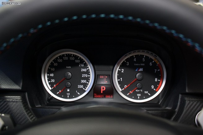 BMW-M3-E92-LCI-Frozen-Grey-Interieur-01