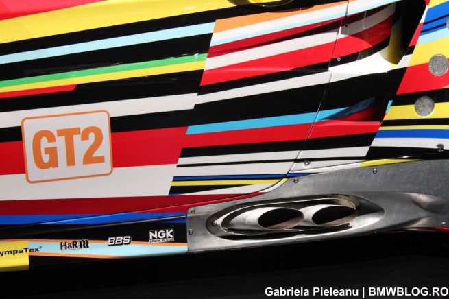 BMW-M3-GT2-Art-Car-08