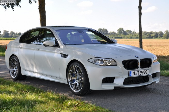 BMW-M5-F10-Frozen-White-Individual-2012-05