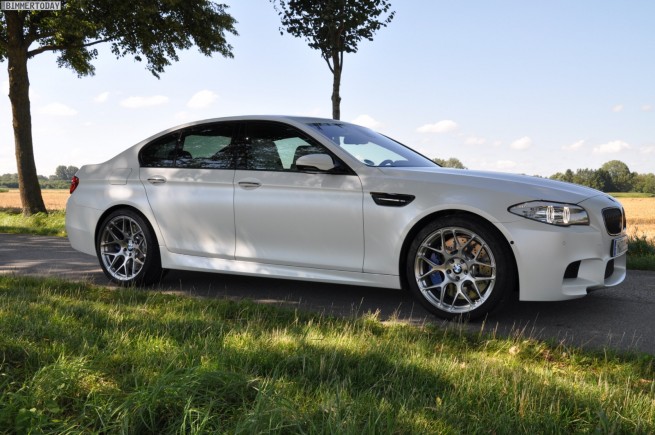BMW-M5-F10-Frozen-White-Individual-2012-06
