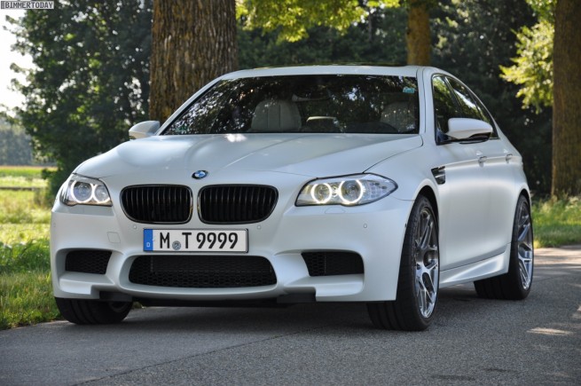 BMW designer says Apple made white most popular exterior car color for American buyers