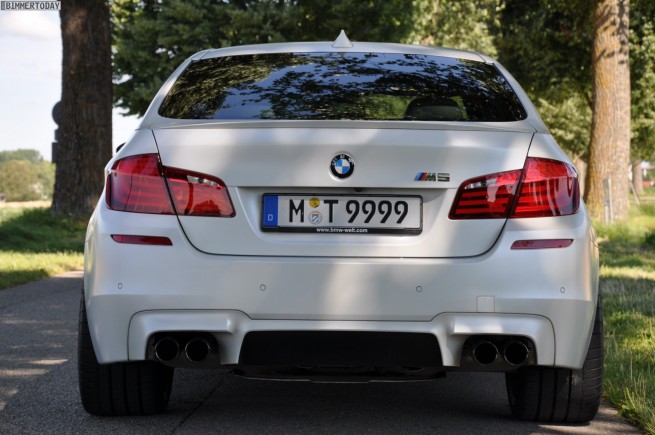 BMW-M5-F10-Frozen-White-Individual-2012-11