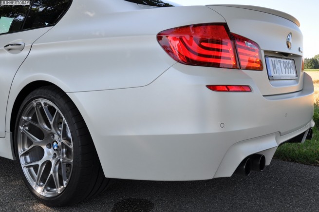 BMW-M5-F10-Frozen-White-Individual-2012-25