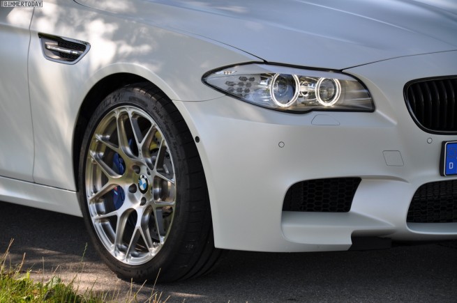 BMW-M5-F10-Frozen-White-Individual-2012-29