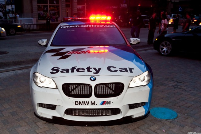 BMW-M5-F10-MotoGP-Safety-Car-04