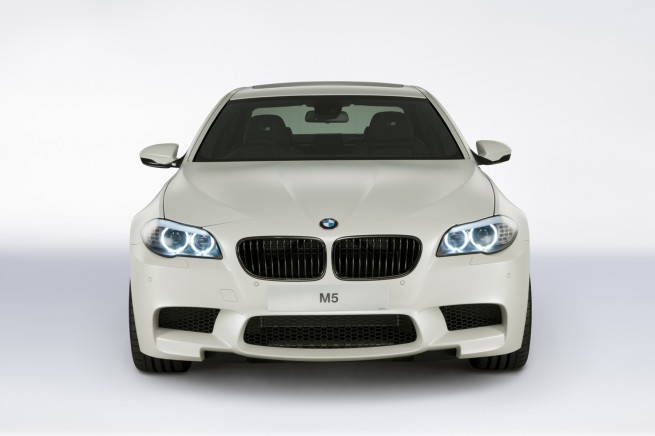 BMW M5 M Performance Edition-02