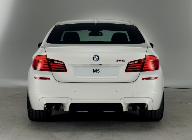 BMW M5 M Performance Edition-04