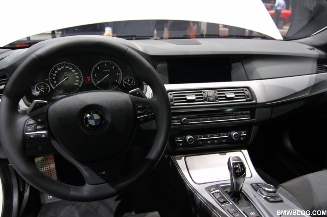BMW-M550d-xDrive-12