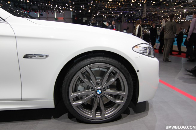 BMW-M550d-xDrive-34